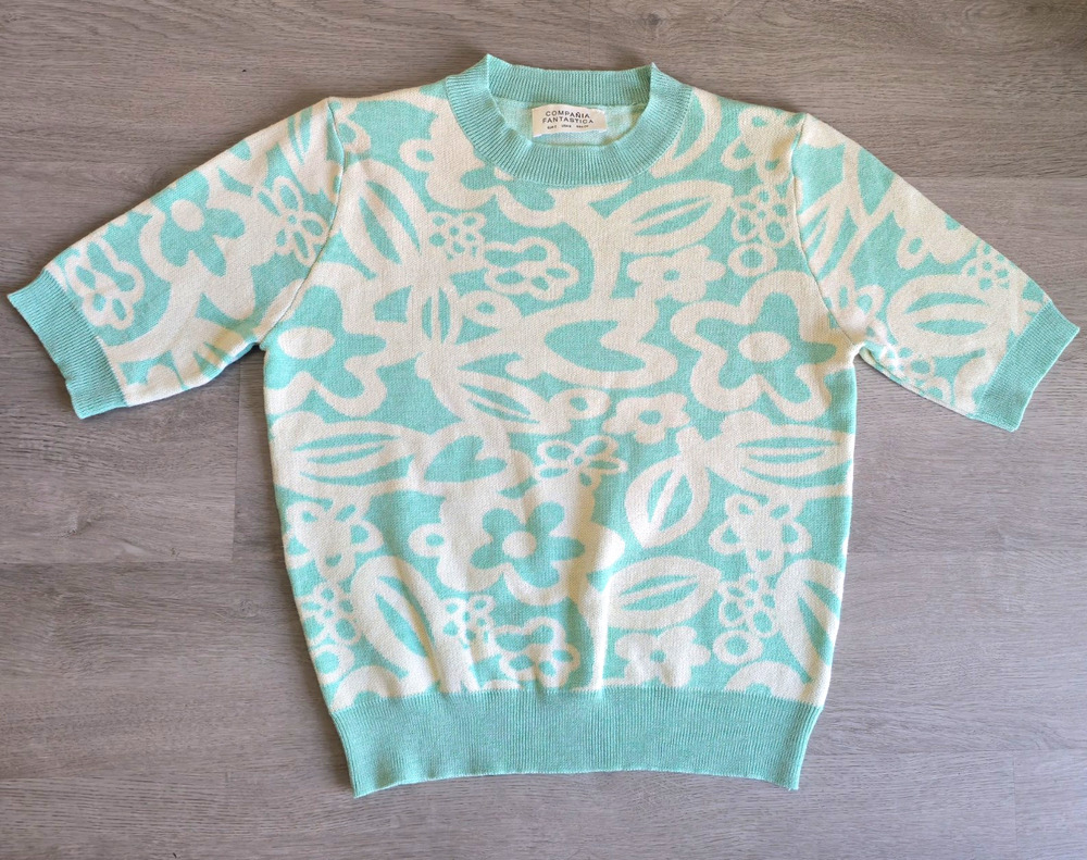 Compañia Fantastica Women's Green/White Floral Knit Crew Neck Pullover Sweater S